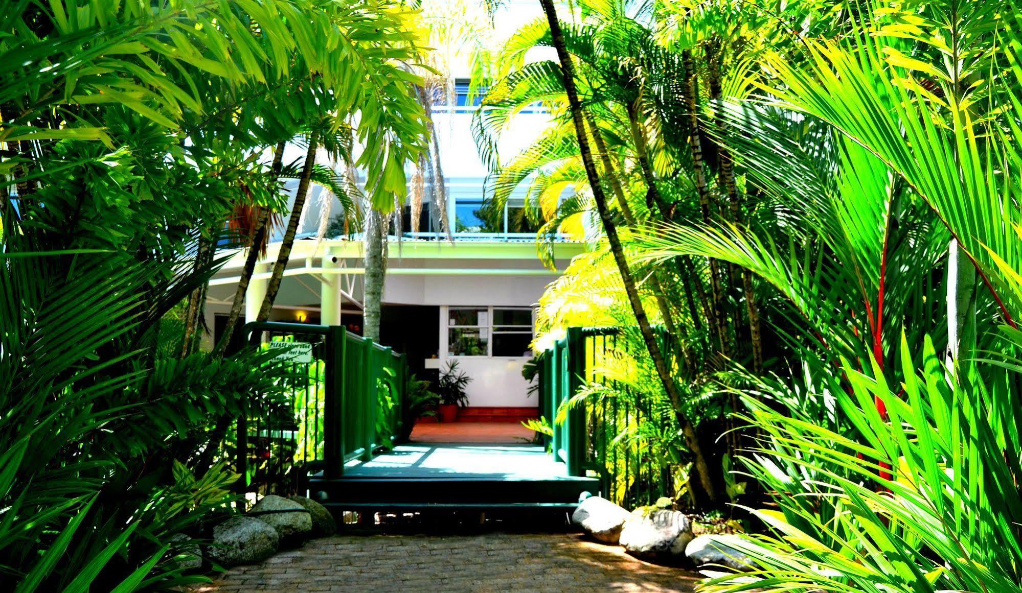 Beach Terraces Port Douglas Exteriör bild